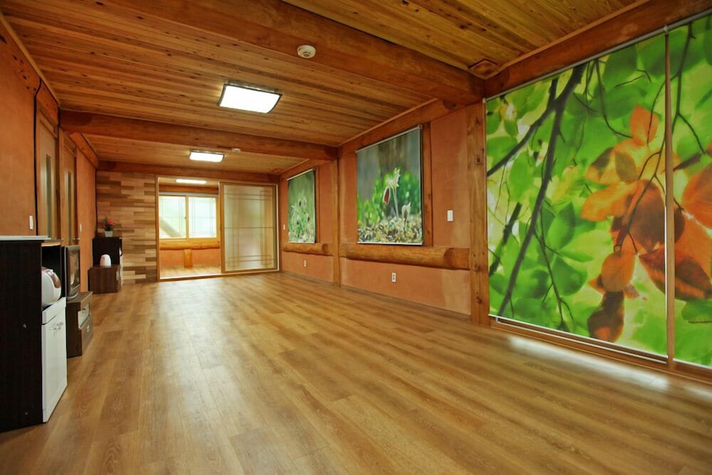 Room (Mulbanggae) photo 3