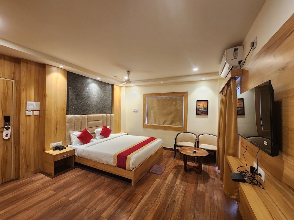 Premium Double Room, Balcony, City View