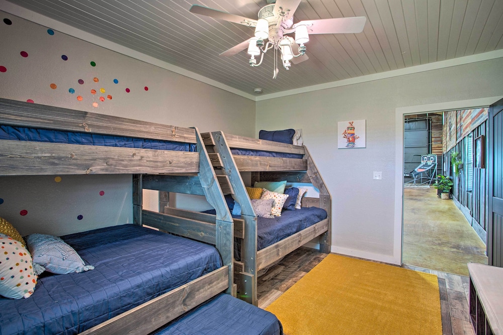 House (5 Bedrooms) photo 1