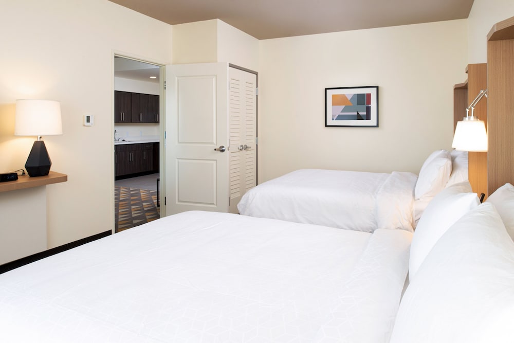 Suite, 1 Bedroom, Accessible (Accessible Tub) - Photo 3