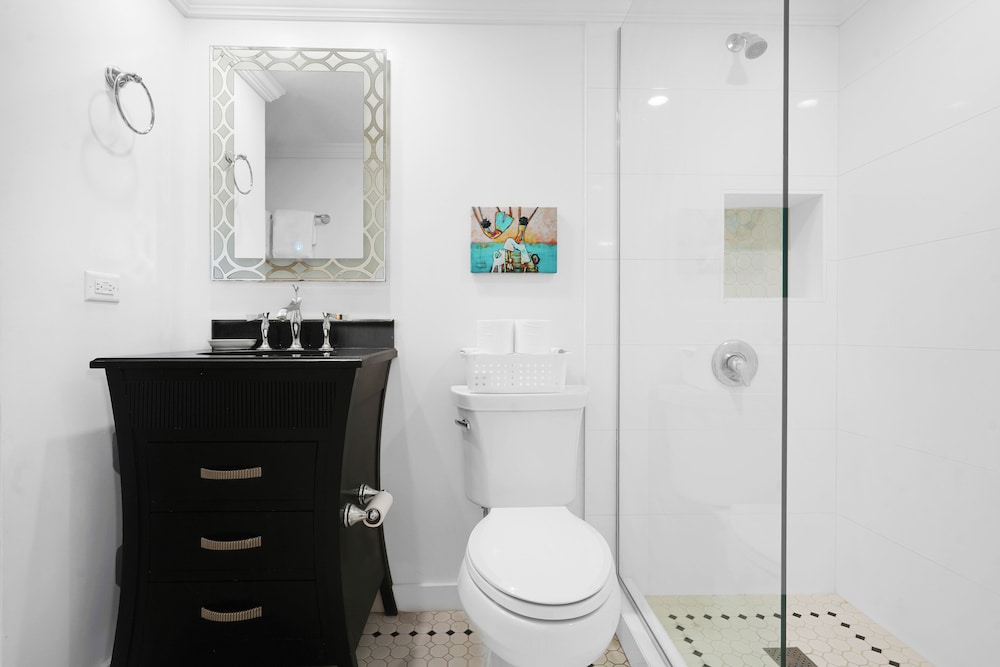 Condo 7, 2 Bedrooms, Ocean View photo 3