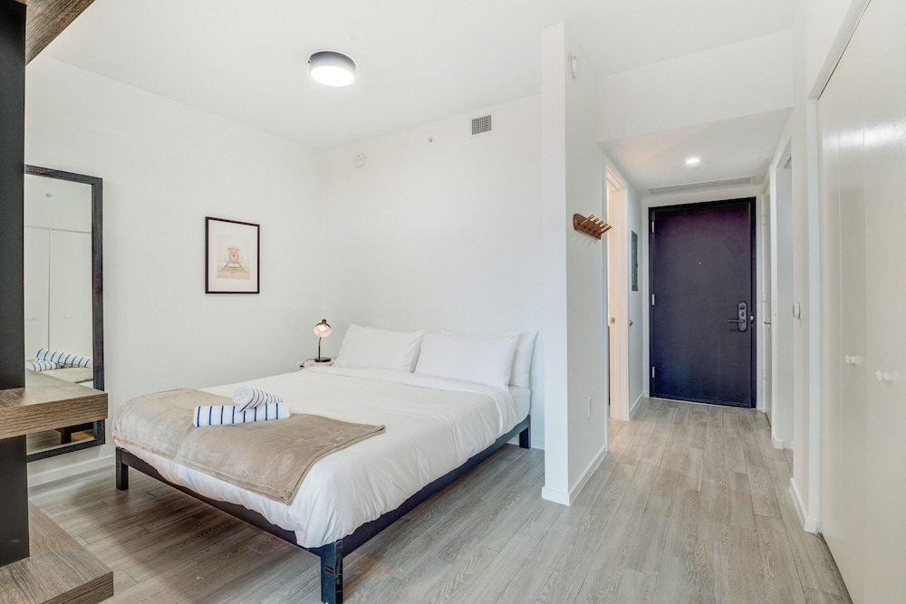 Studio, 1 King Bed