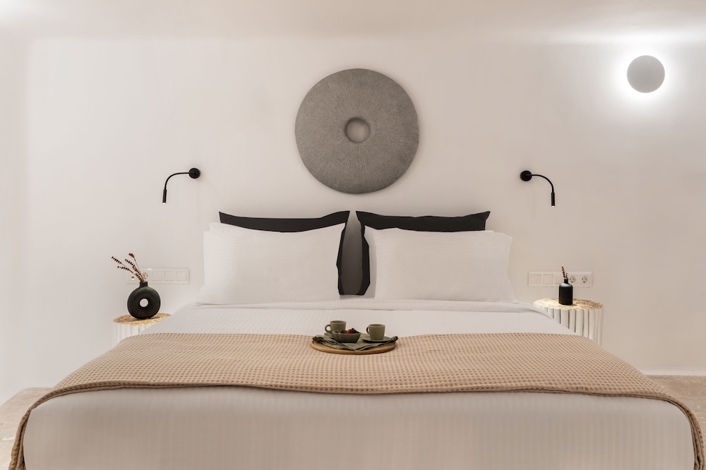 Three-Bedroom Executive Jacuzzi Suite