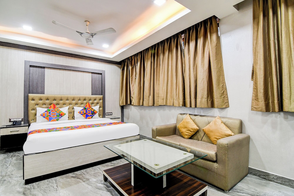 Luxury Suite