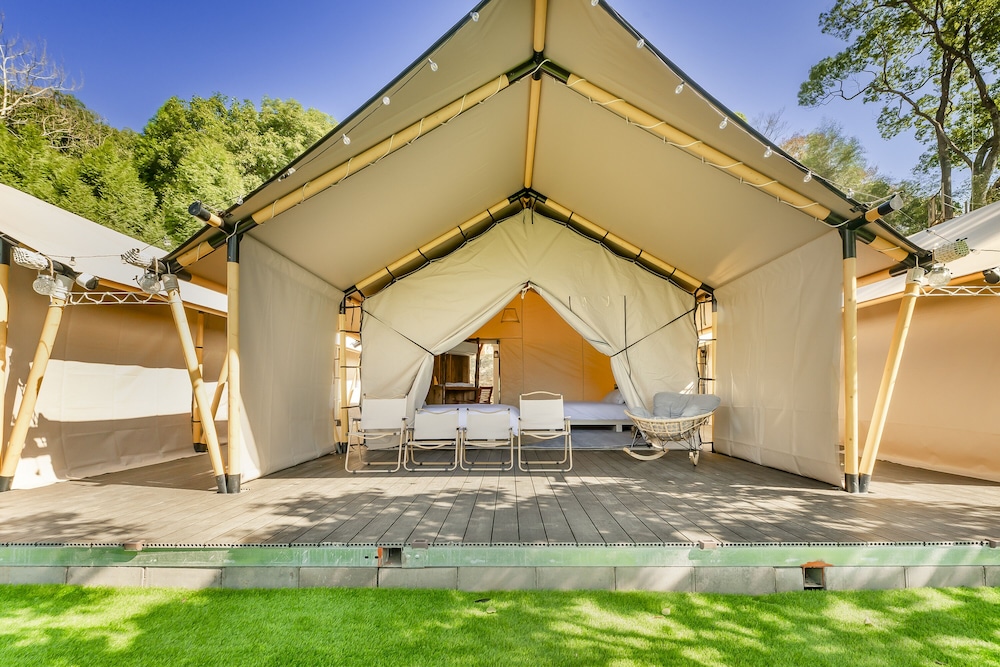 Tent photo 1