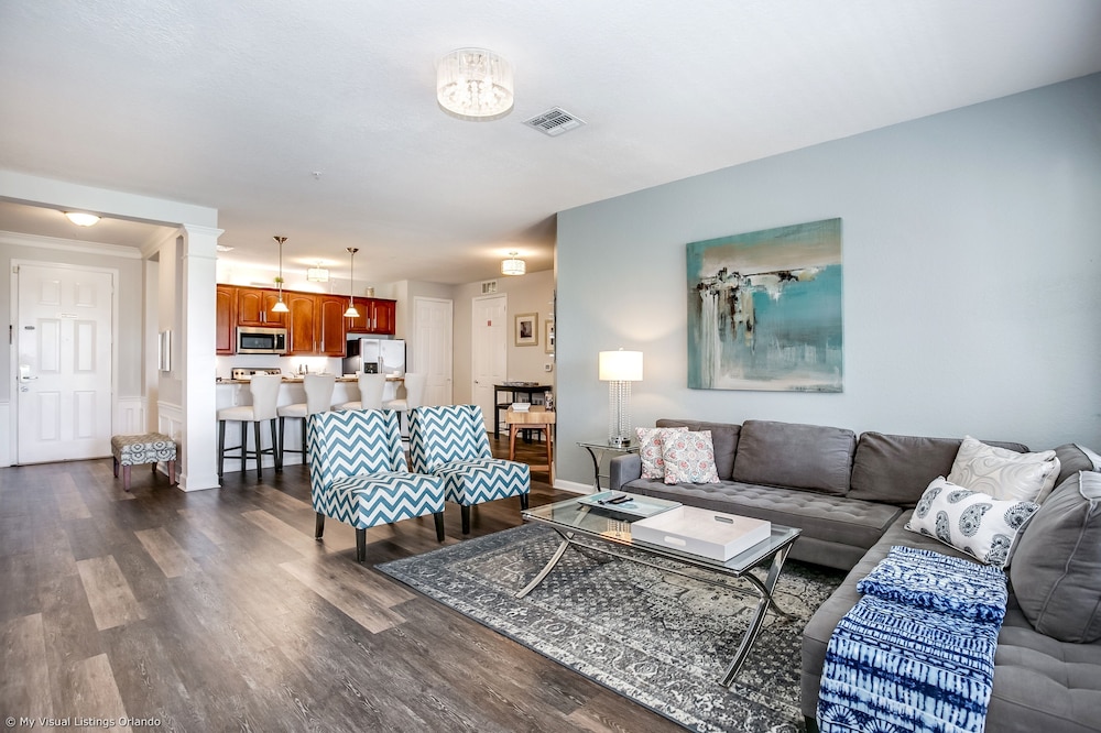 Condo, 3 Bedrooms