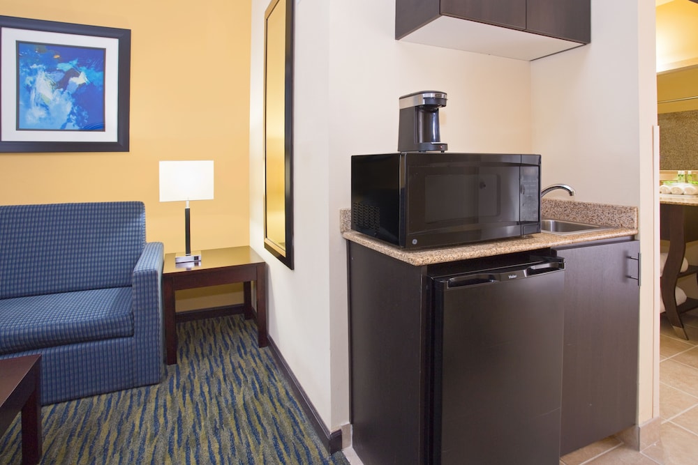 Suite, 2 Bedrooms photo 1