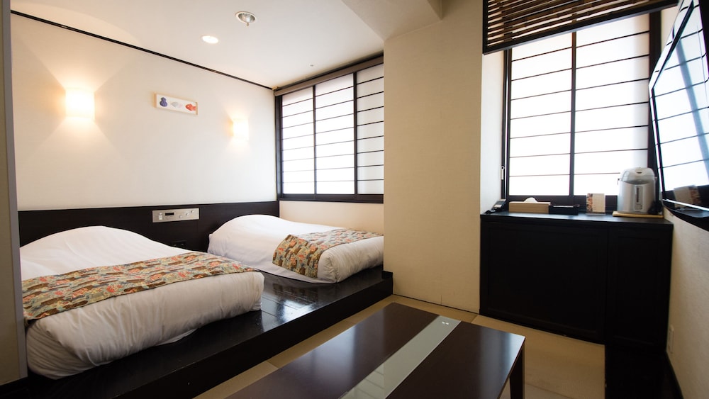 Modern Style Twin Room, Non Smoking