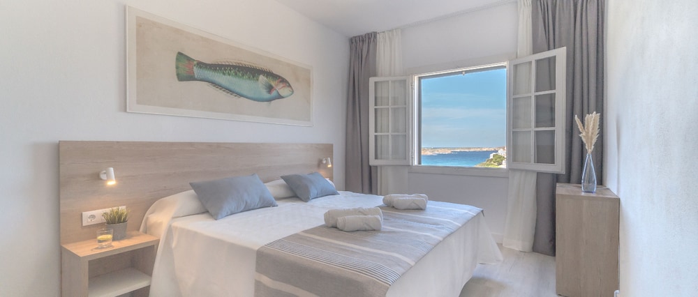 Superior Apartment, 1 Bedroom, Balcony, Sea View (Club) - Photo 1