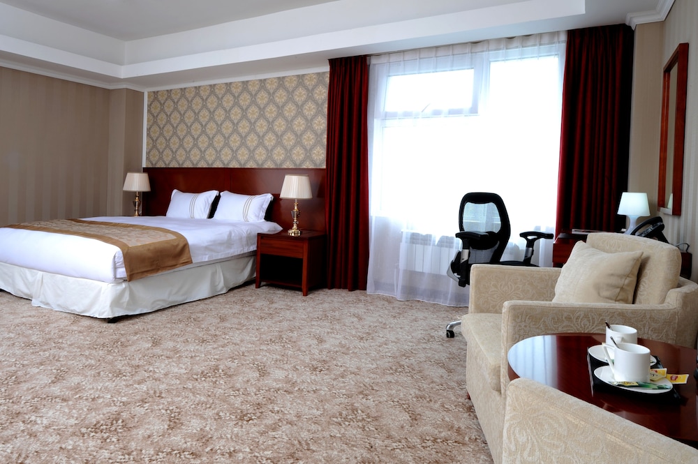 Deluxe King Room