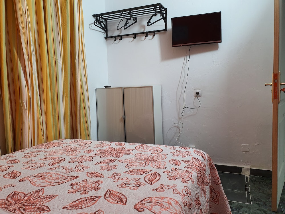 Double Room, Shared Bathroom photo 2
