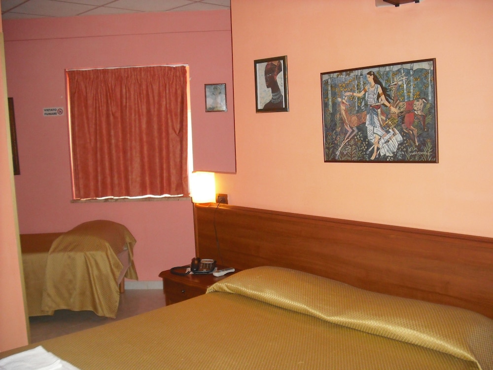 Standard Triple Room photo 1