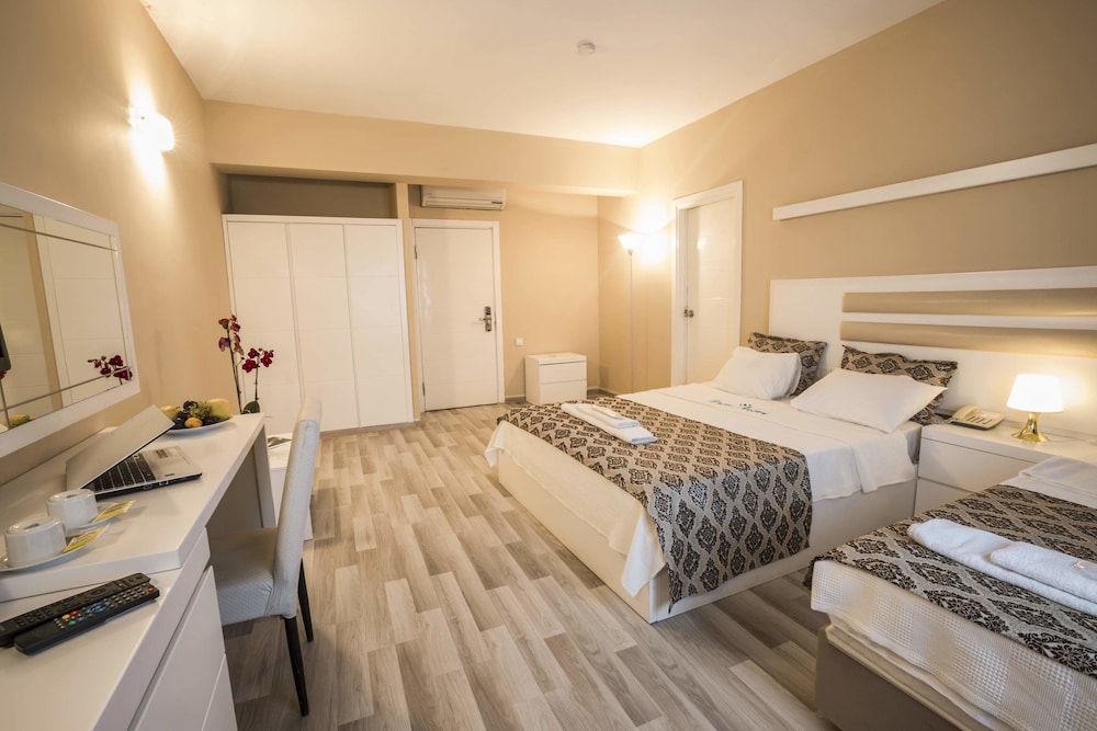 Standard Twin Room photo 1