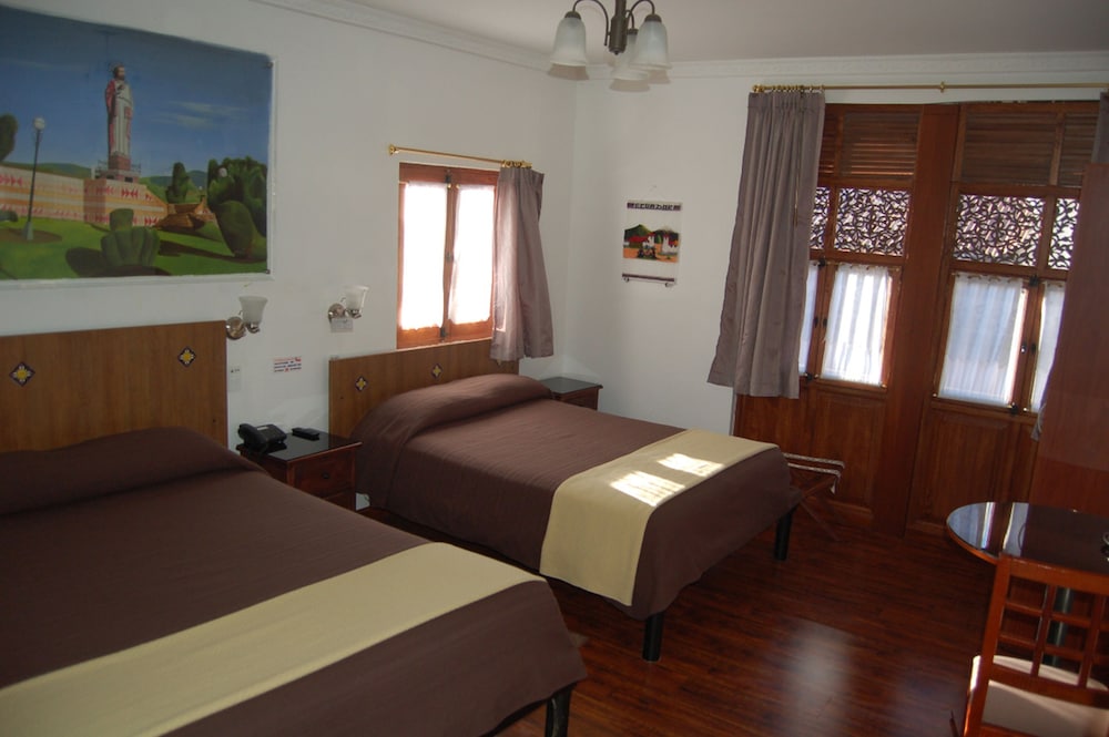 Double Room, 1 Double Bed, Mountain View photo 1