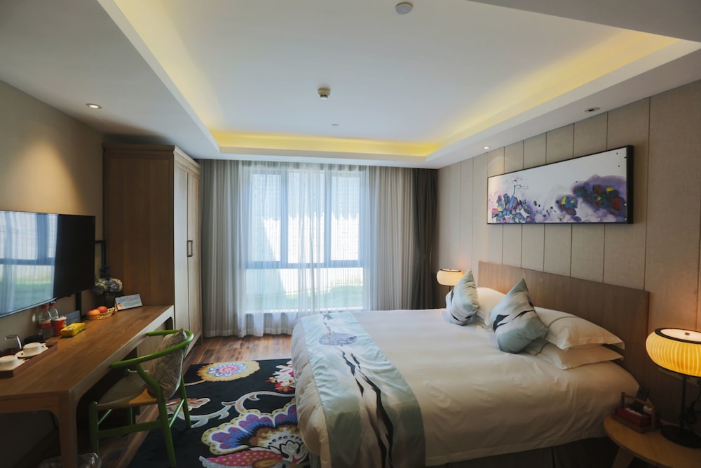 Standard Queen Room photo 2