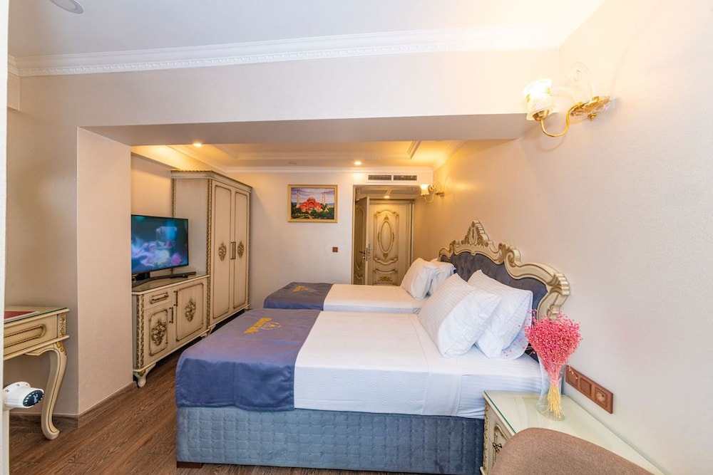 Standard Double or Twin Room photo 3
