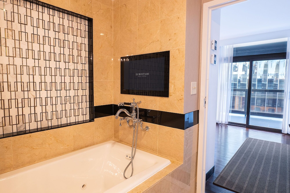Suite, 1 King Bed (Saint Gregory | Single Use) - Photo 11