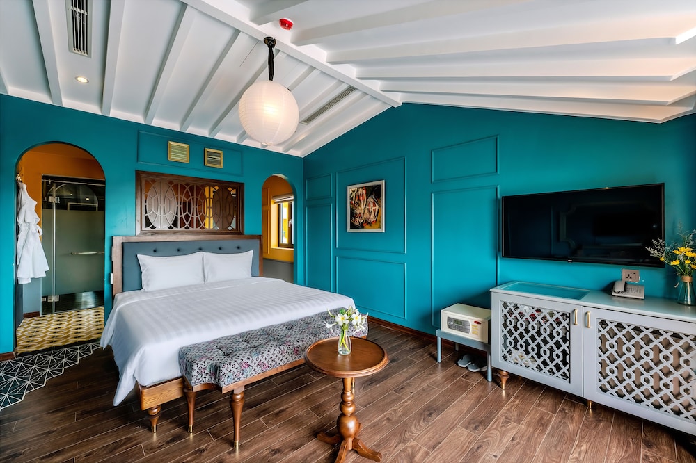 Senior Suite - Photo 3