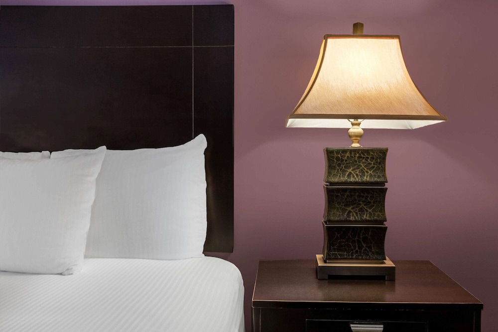 Room, 2 Queen Beds, Non Smoking - Photo 2