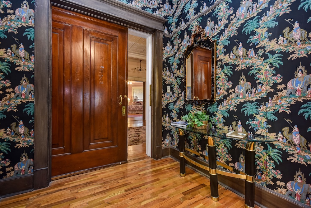Suite (John O'Day) photo 3
