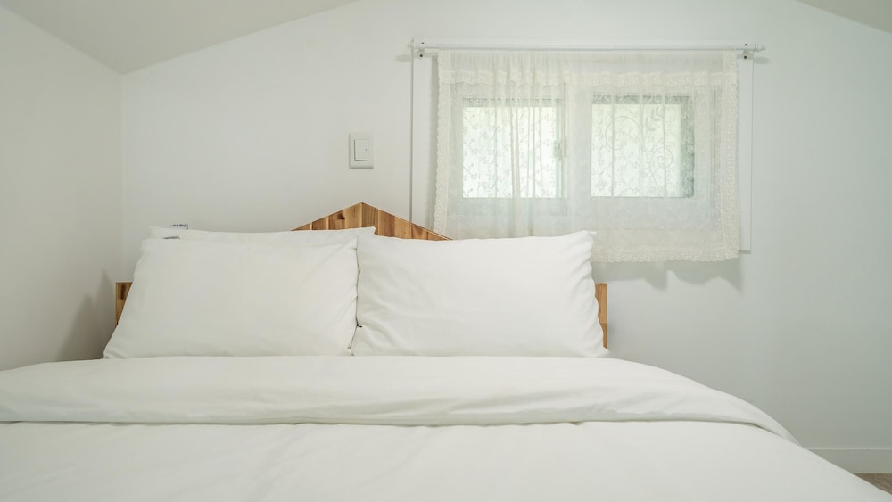 Basic Room, 1 Bedroom (Room 101) - Photo 4