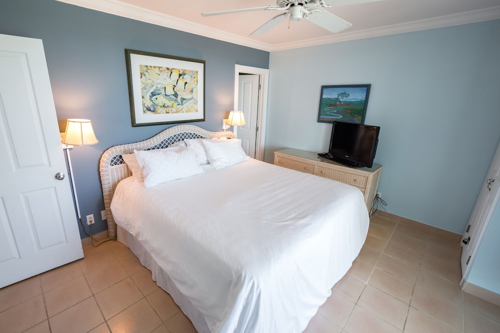 Condo, 1 Bedroom, Ground Floor