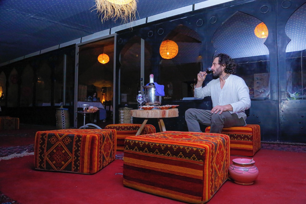 Luxury Tent, 1 King Bed, Desert View photo 2