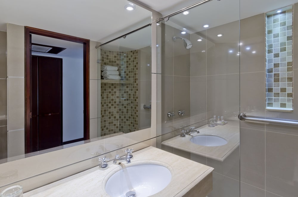Classic Room, 2 Double Beds - Photo 4