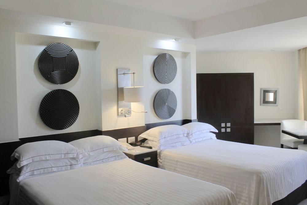 Deluxe Room, Ocean View photo 3