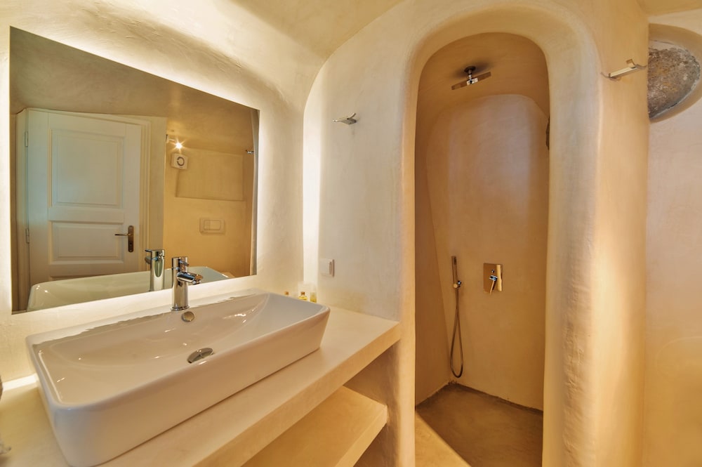 Superior Room, Sea View - Photo 5
