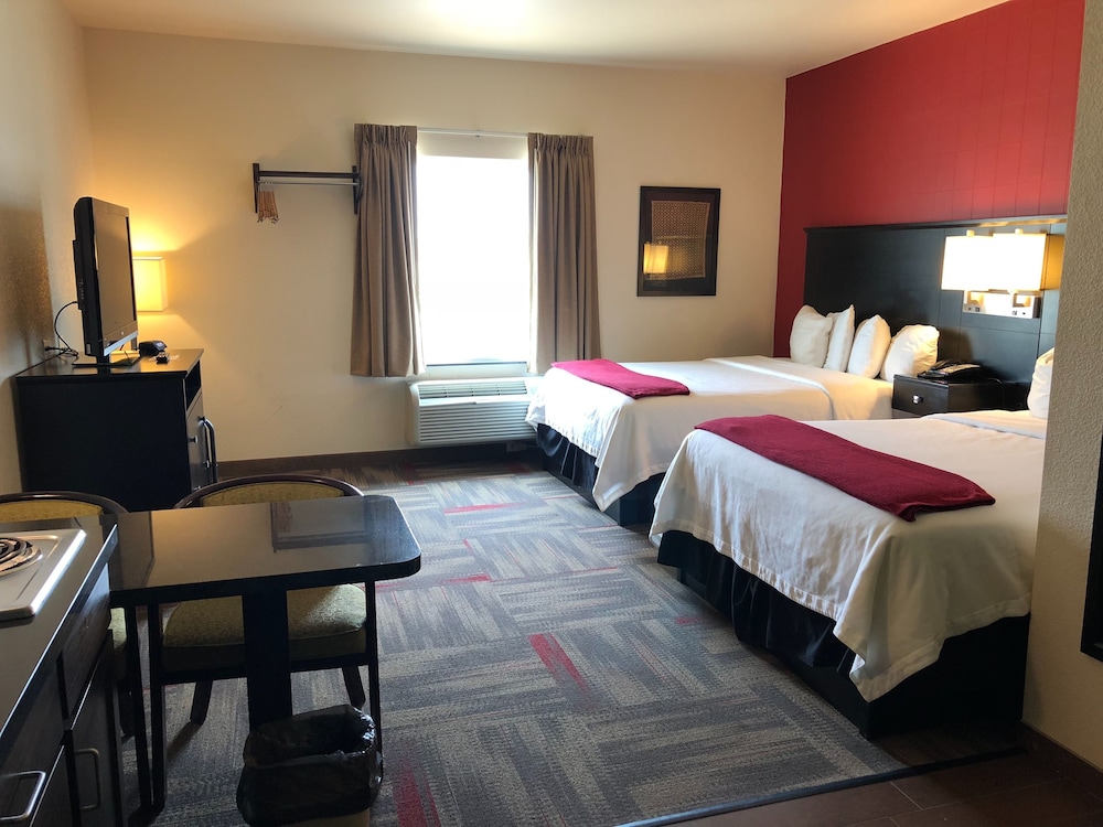 Suite, 2 Queen Beds, Non Smoking, Kitchenette photo 3