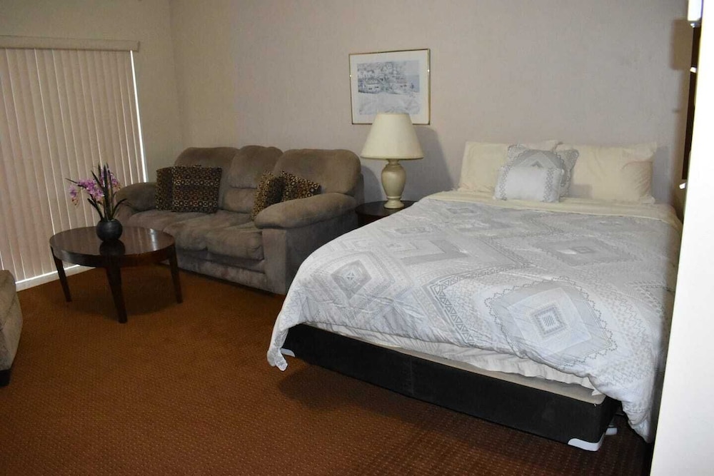 Signature Studio Suite