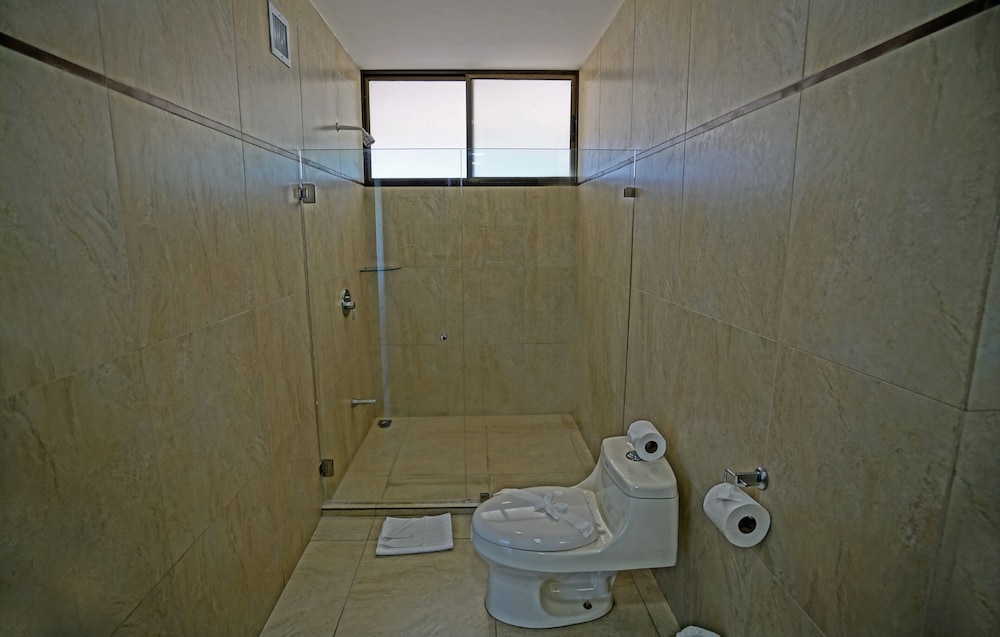 Suite, Balcony, Ocean View photo 3