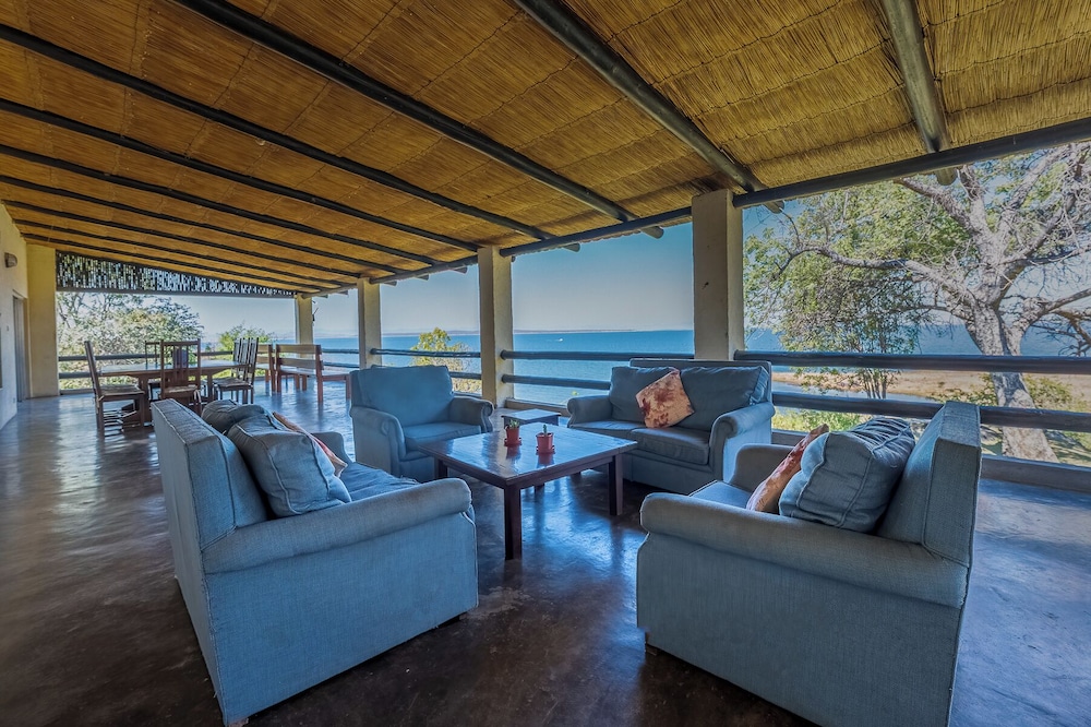 Family House, Multiple Bedrooms, Lake View