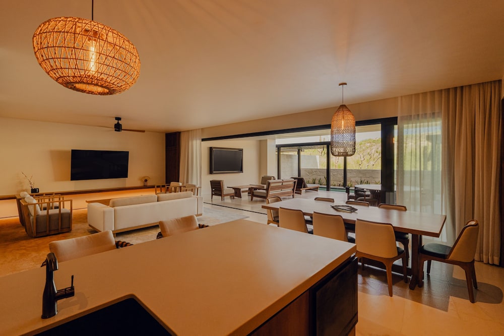 Sakyu 3 Bedrooms At Nobu Residences