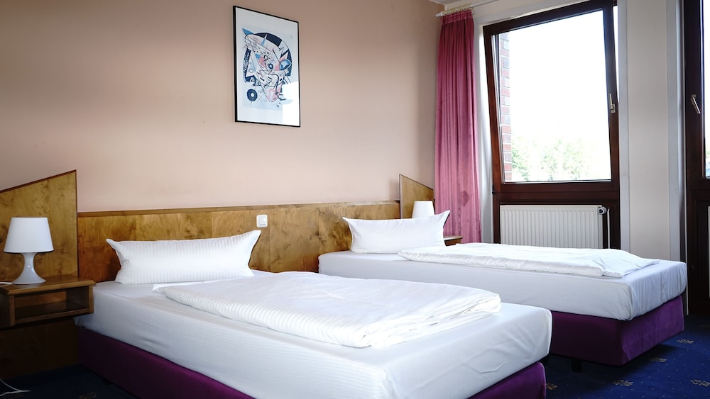 Standard Triple Room - Photo 1