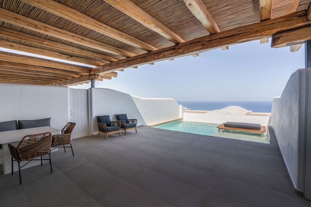 Executive Suite with sea view and swimming pool - Photo 14