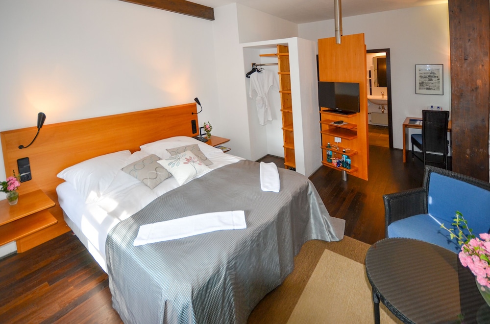 Junior Suite Single Use photo 3