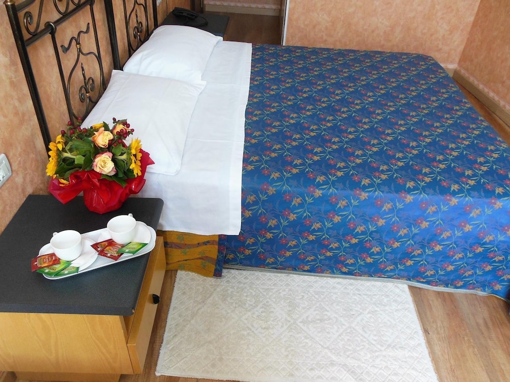 Double Room - Photo 1