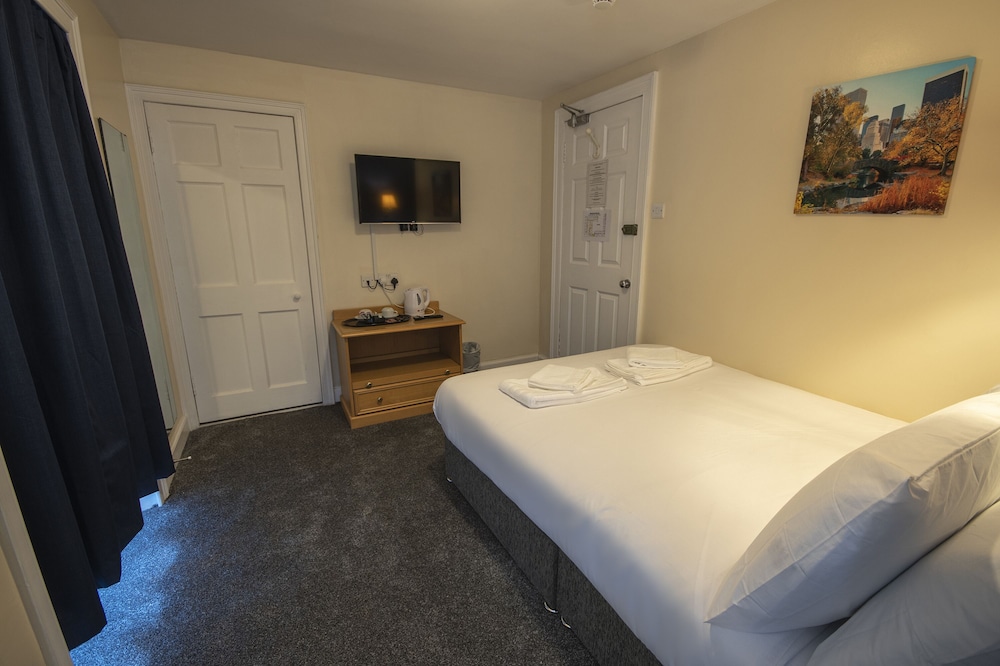 Basic Double Room photo 3