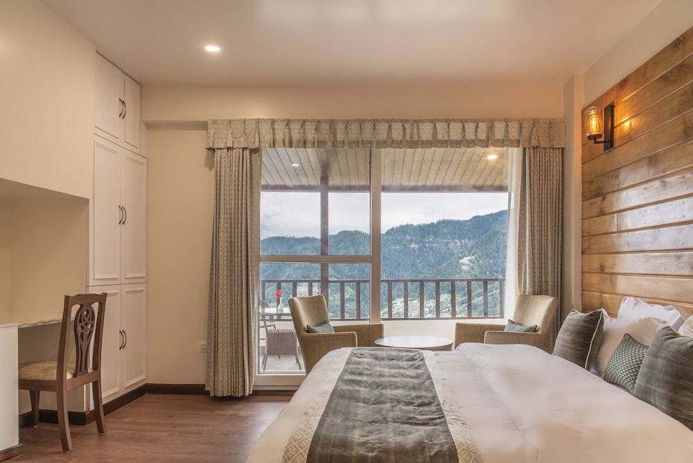 Premium Room, Balcony, Mountain View photo 2