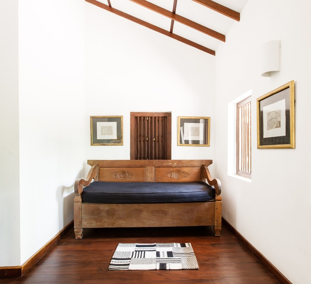 Pool Suite photo 3