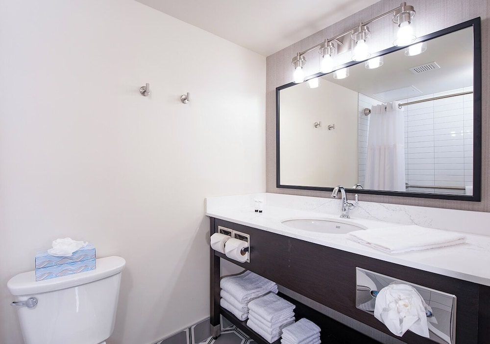 King Room (No Resort Fee) photo 3