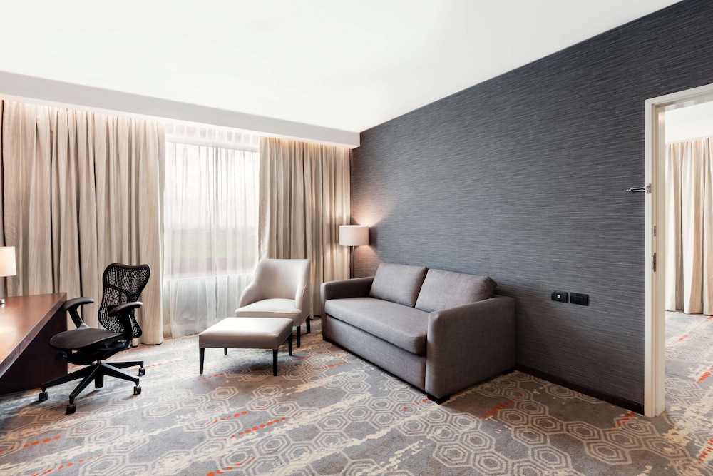 Suite, 1 Bedroom, Balcony photo 1