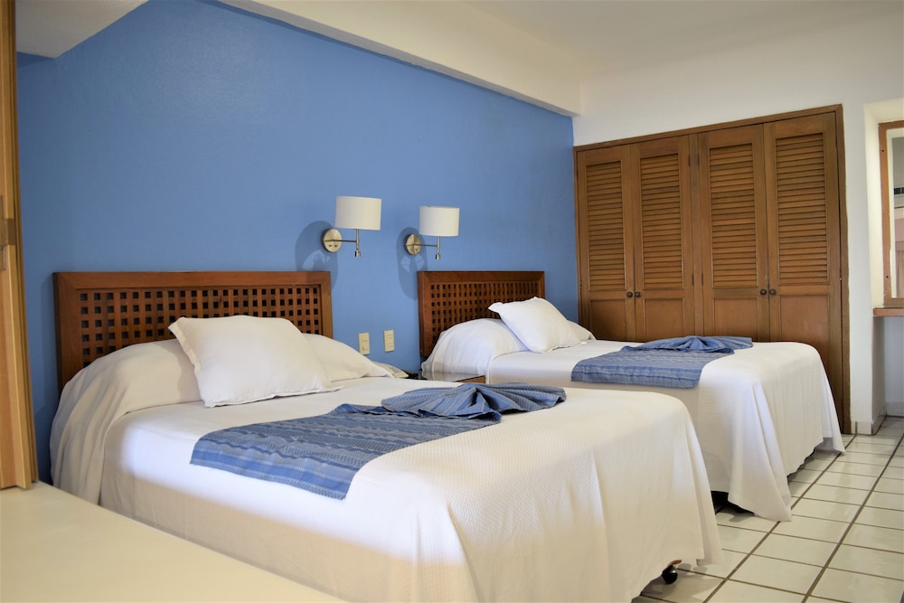 Suite, Kitchenette, Sea View - Photo 4