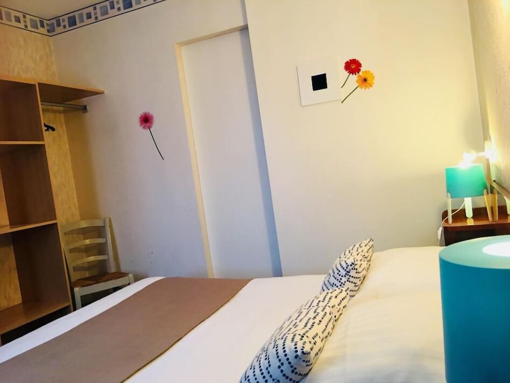 Economy Double Room photo 3