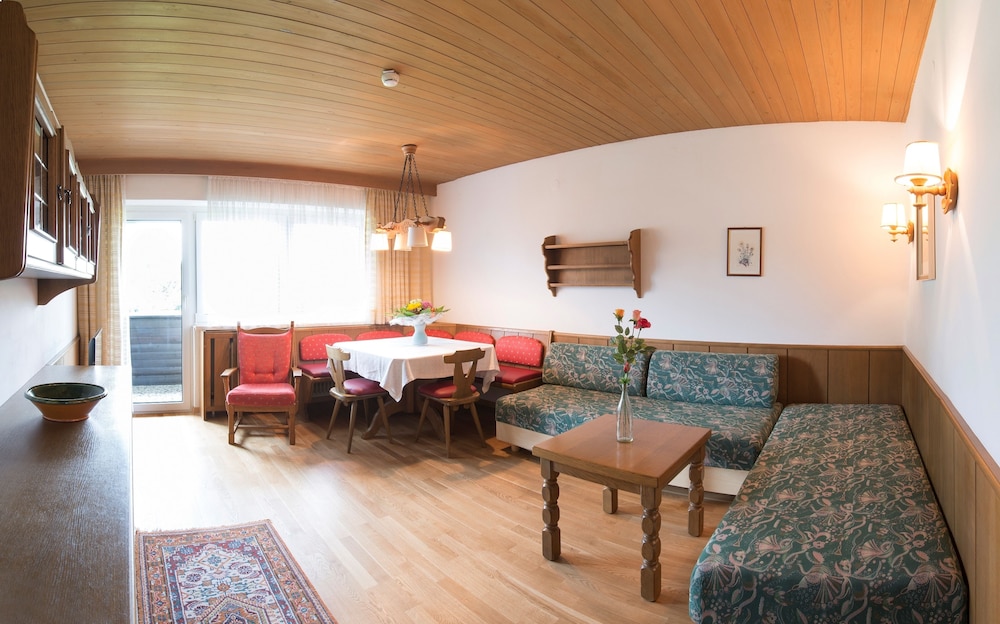 Family Suite (Tiroler Haus) photo 1