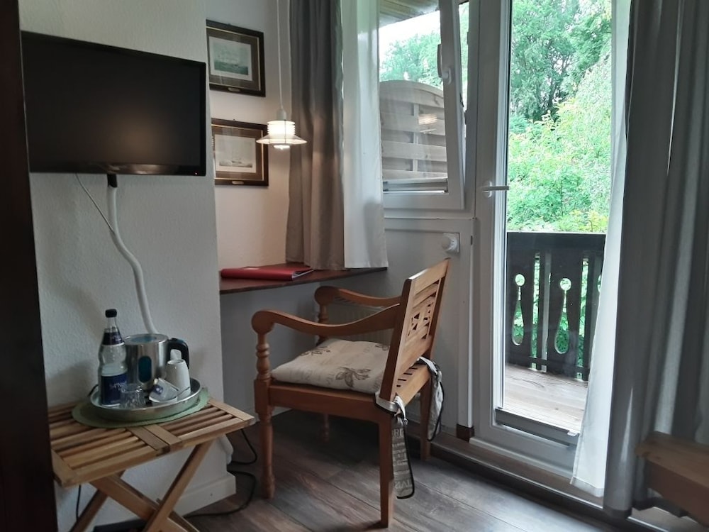 Single Room photo 3