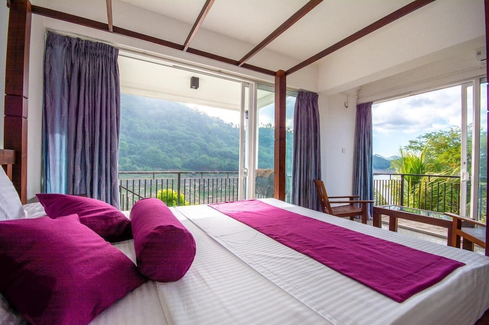 Deluxe Villa, River View