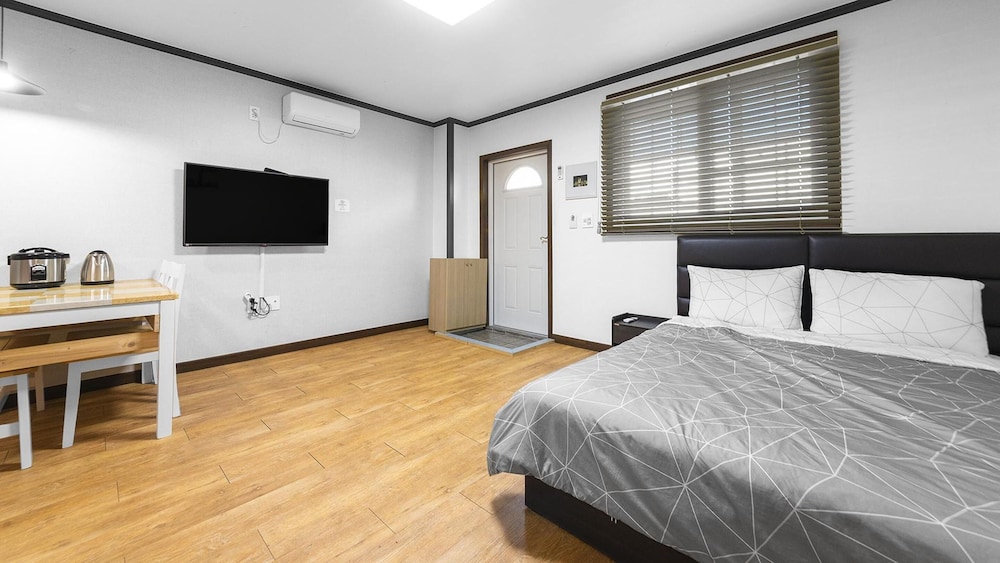 Basic Room, 1 Bedroom (hera)